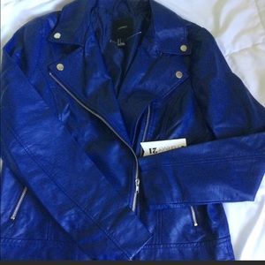 Blue leather jacket : moto jacket